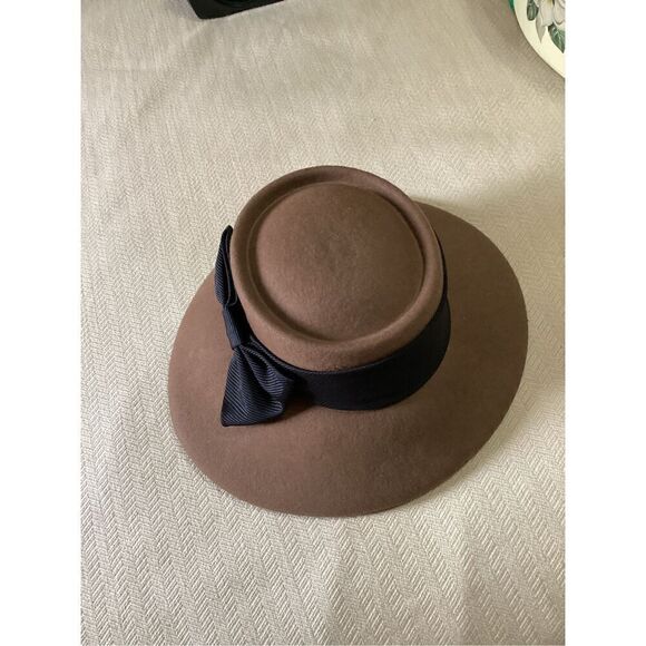 Women’s Toucan Collection Backbow Wool Felt Boater w/ Hat Box - Picture 7 of 11